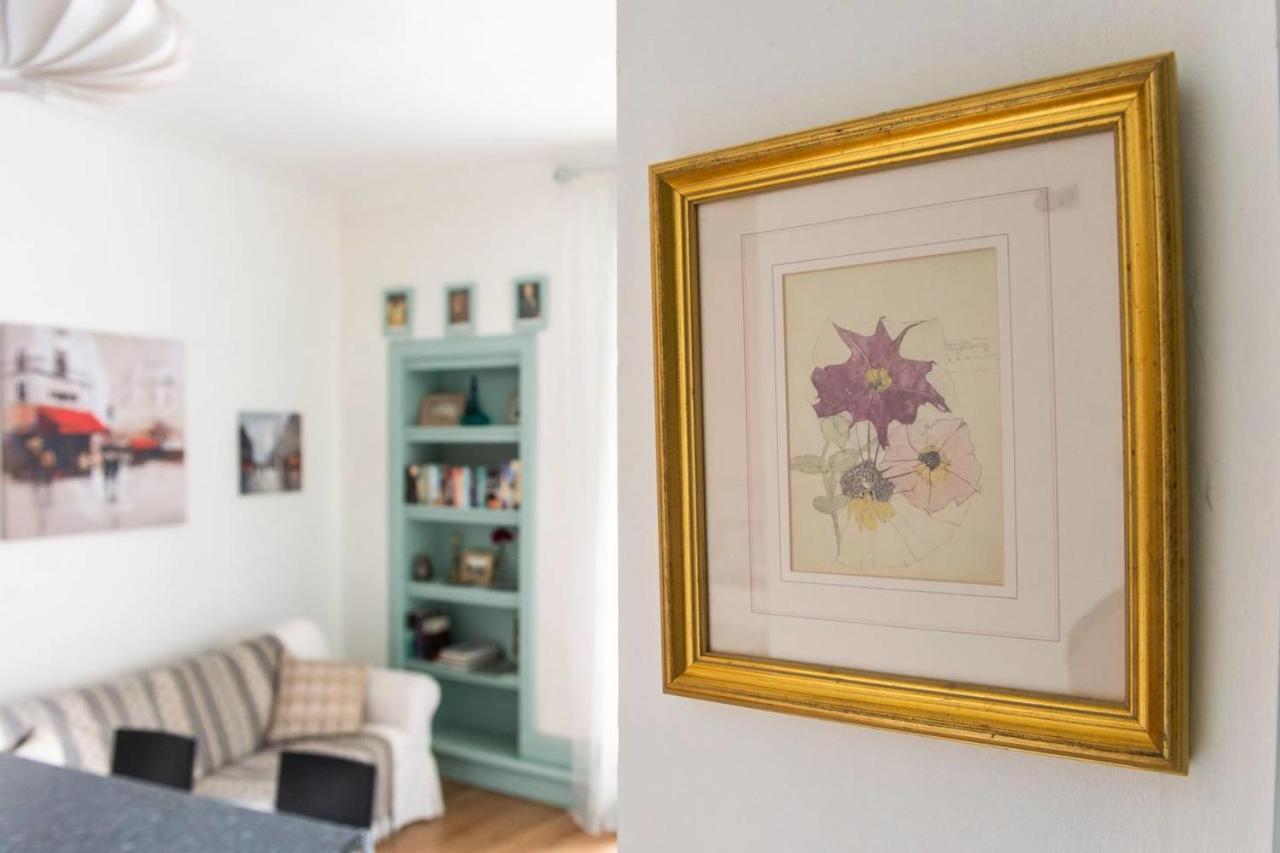Guestready - Cosy Home 5 Minutes From Waverley! エディンバラ エクステリア 写真